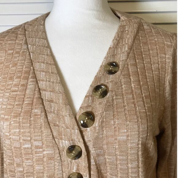 A New Approach V-neck Long Sleeve Sweater L - Picture 5 of 6